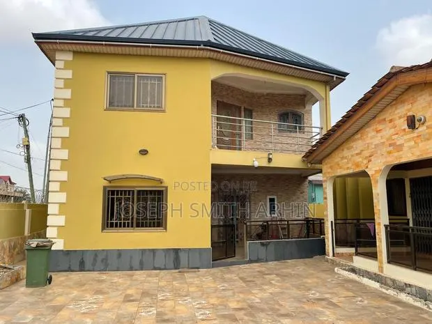 9bdrm House in West Hills Mall Area for sale · Photo 1