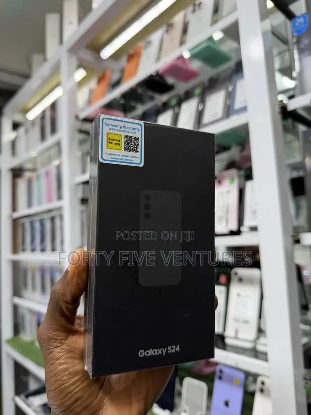 New Samsung Galaxy S24 128 GB Yellow · Photo 1