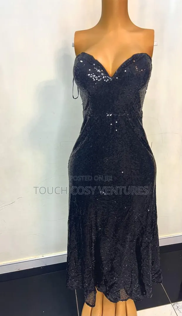 Luxury Women Sequence Elegant Wear · Photo 1