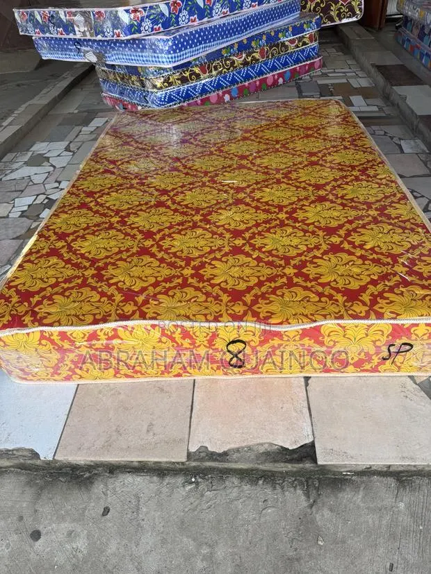 8 Inches Special Standard Mattress for Sale · Photo 1