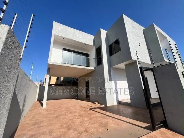 3bdrm House in American House, East Legon for rent · Photo 1