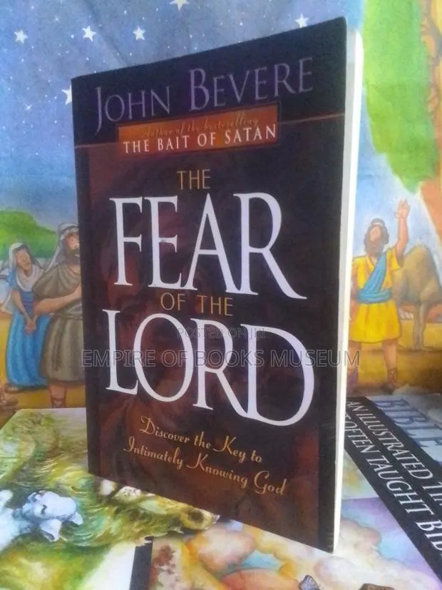 Fear of the Lord: Discover the Key to Intimately Knowing God · Photo 1