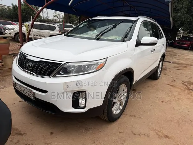Kia Sorento 2015 White · Photo 1