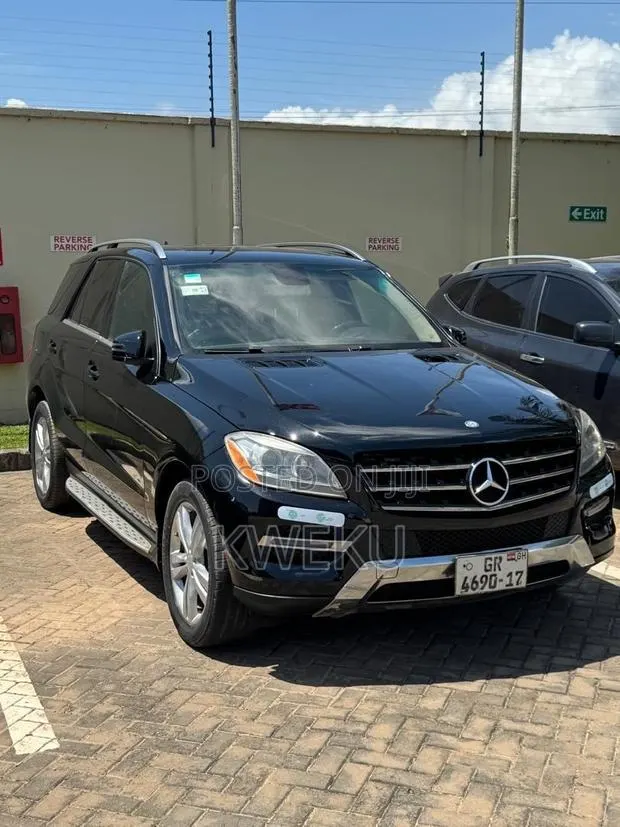 Mercedes-Benz M Class ML 350 4Matic 2013 · Photo 1