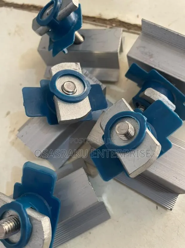 Middle Clamps · Photo 4