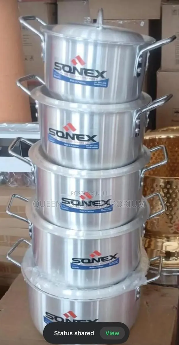 Aluminum Saucepan · Photo 1