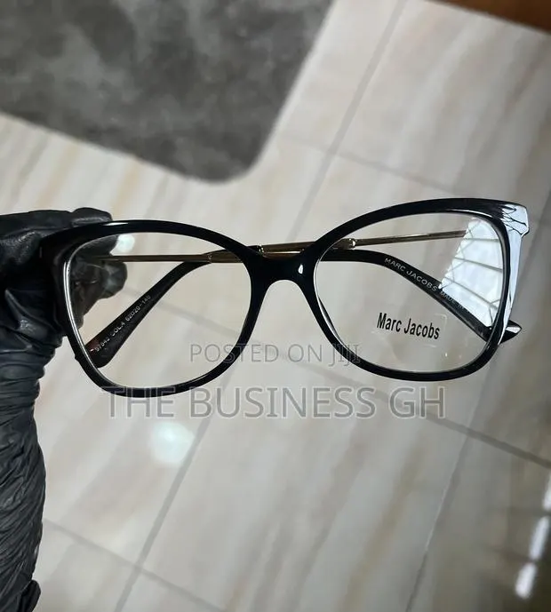 Black Optical Frames for Women · Photo 1
