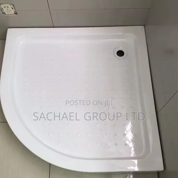 Durable Shower Tray 70cm X 70cm · Photo 1