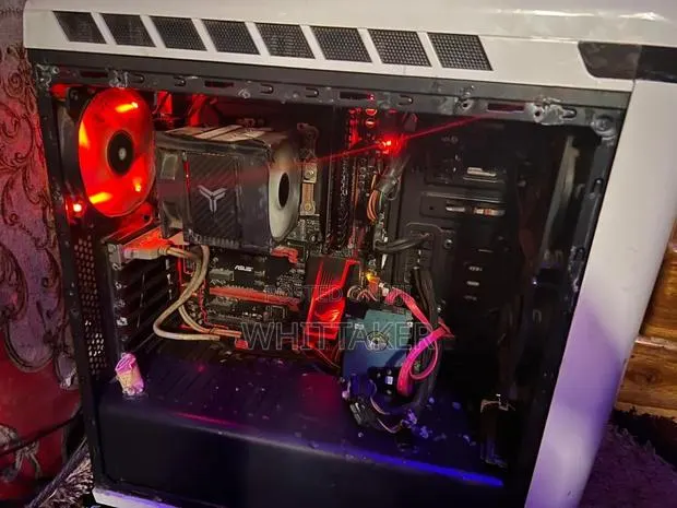 Desktop Computer Asus ROG GT51CA 12GB Intel Core i7 HDD+SSD 1T · Photo 1