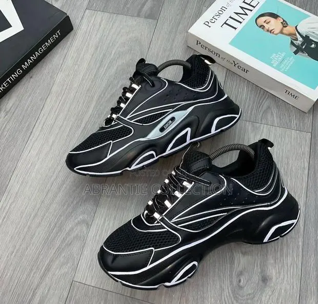 Dior B22 Black/White Sneakers · Photo 1