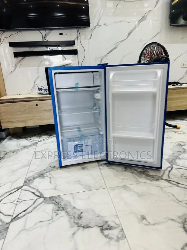 Place Your Table Top Fridge Blue Pearl · Photo 1