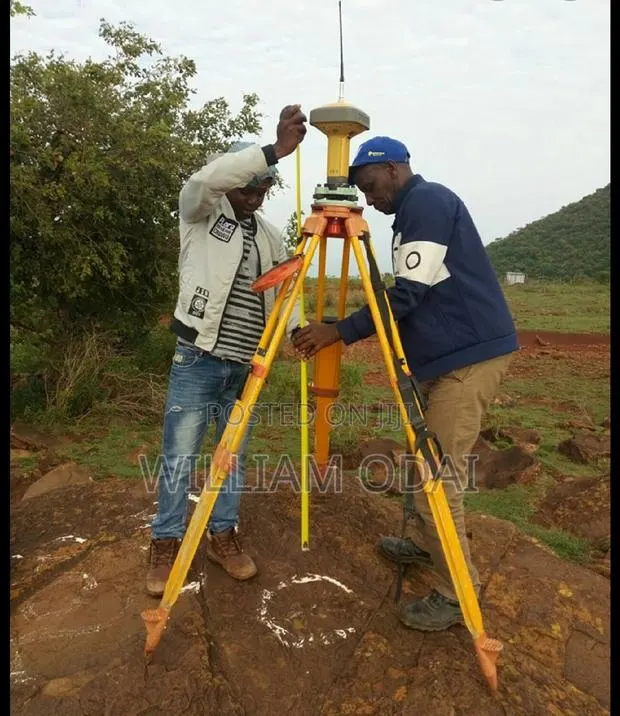 Express Cadastral Land Survey · Photo 1