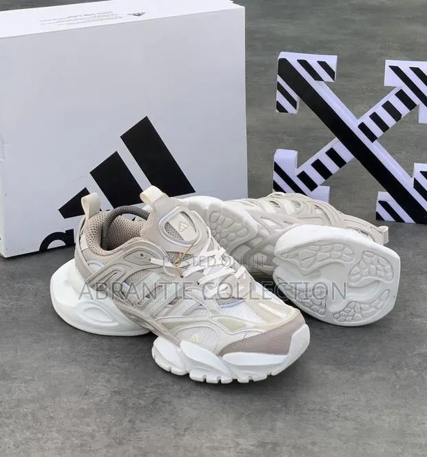 Adidas Vento XLG Deluxe Sneakers · Photo 1