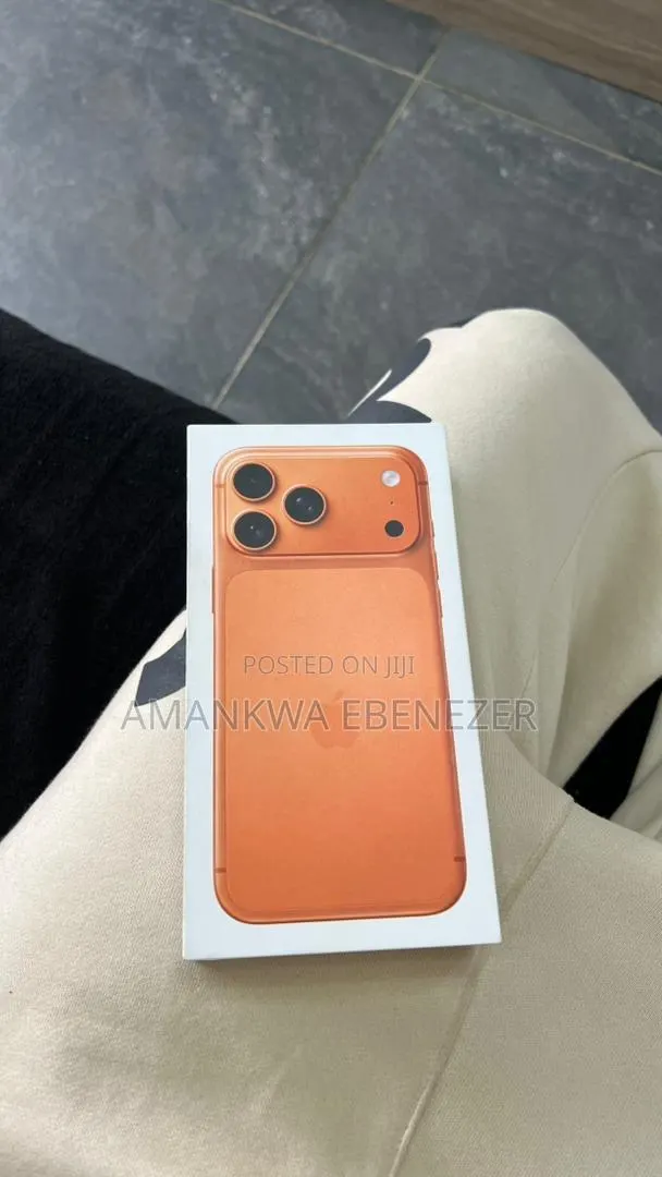 New Apple iPhone 17 Pro Max 256 GB Orange · Photo 1