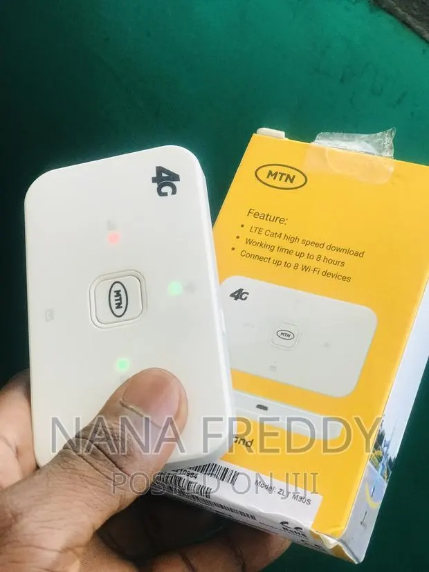 Brand New Universal 4G Wi-Fi · Photo 1