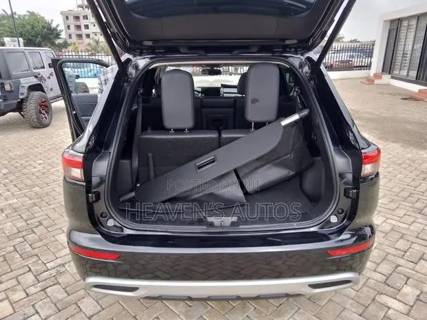 New Mitsubishi Outlander 2022 Black · Photo 1