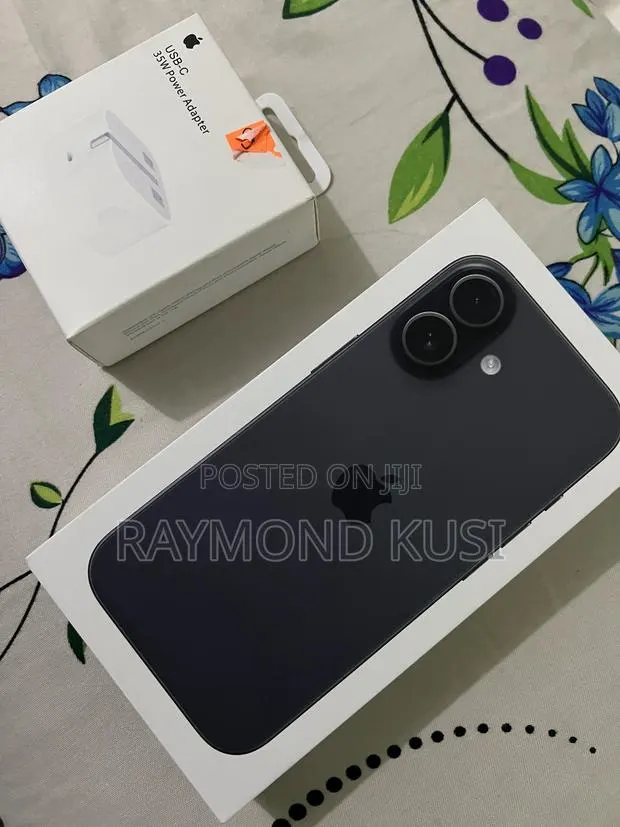 New Apple iPhone 17 256 GB Black · Photo 1