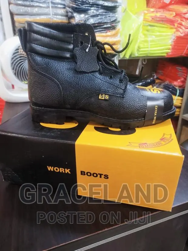 This Is Original Super Safety Boots Are Available Now · Photo 1