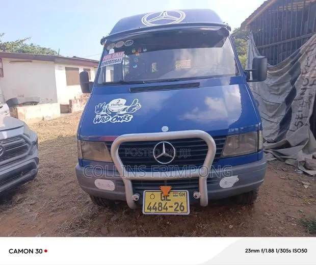 Mercedes-Benz Sprinter 2005 Blue · Photo 1