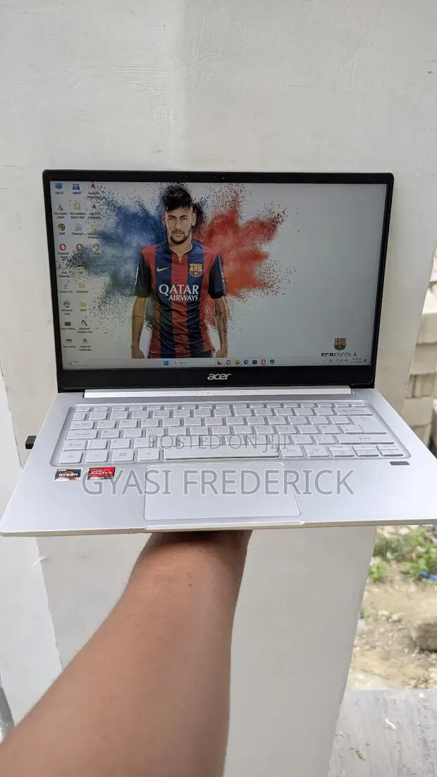 Laptop Acer Switch 3 8GB AMD Ryzen 5 SSD 1T · Photo 1