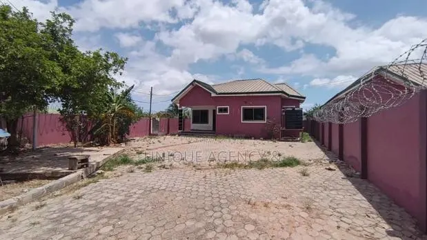2bdrm Bungalow in Afienya for sale · Photo 1