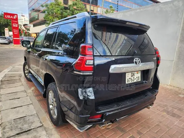 Car Rental in Ghana- Toyota Landcruisers for Rent - 6 Seats · Photo 1