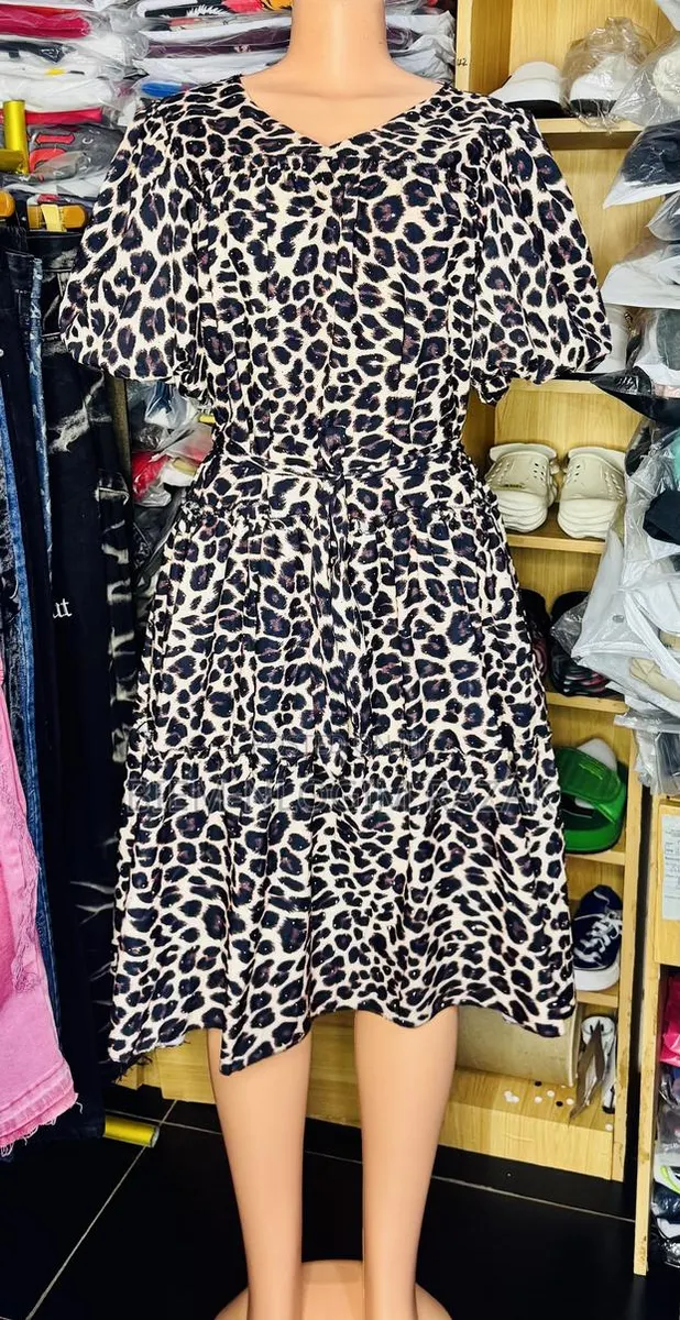 Beautiful Ladies Dress Available in Stock · Photo 1