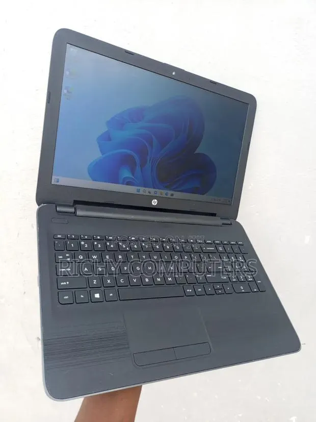 Laptop HP 250 G5 4GB Intel Pentium HDD 500GB · Photo 1