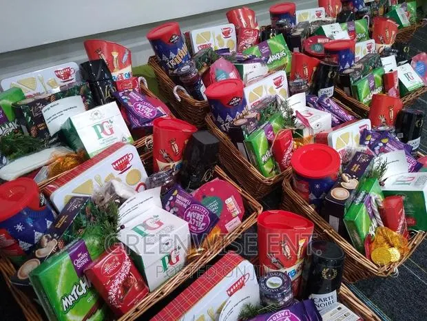 Christmas Suprise Hampers · Photo 1