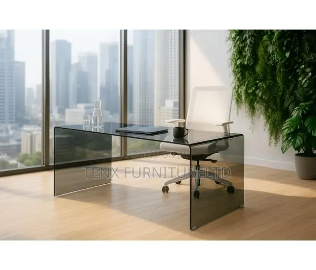 Glass Desk · Photo 1