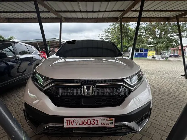 Honda CR-V Touring 2022 White · Photo 1