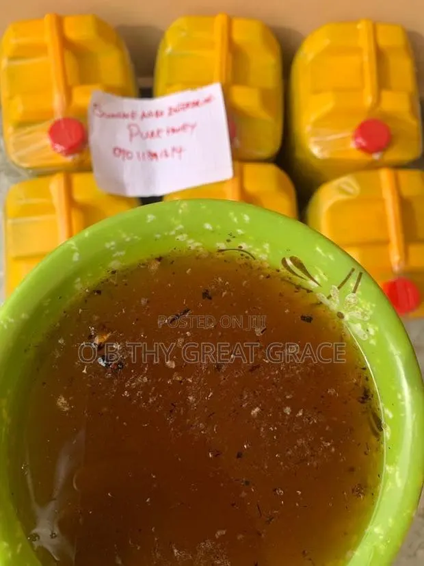 Natural and Organic Bee Honey Available · Photo 1