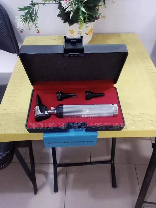 Otoscope Set · Photo 1