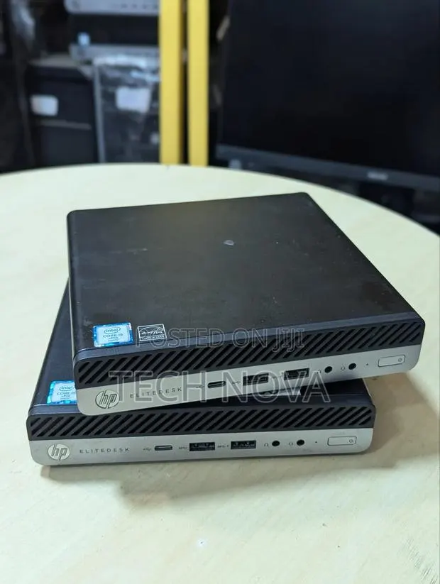 Desktop Computer HP EliteDesk 800 G3 8GB Intel Core i5 SSD 256GB · Photo 1