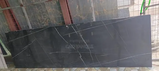 Sintered Stone · Photo 1