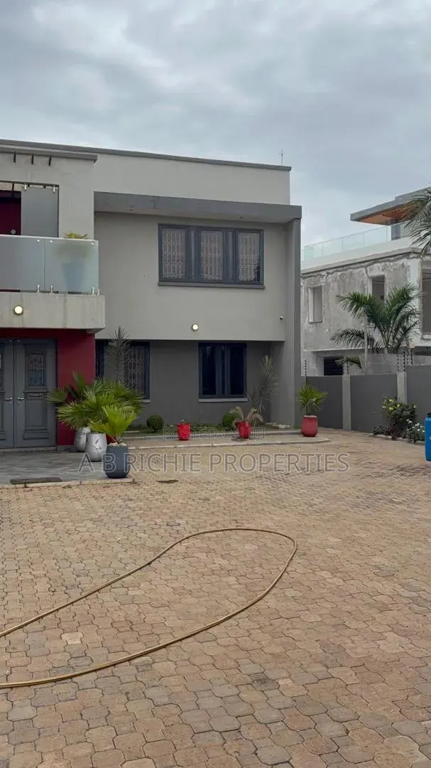 4bdrm House in Ab Richie Properties, Tseaddo for rent · Photo 1