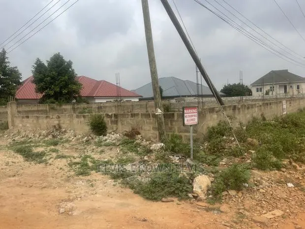 One Plot of Land at Around Hills for Sale · Photo 1