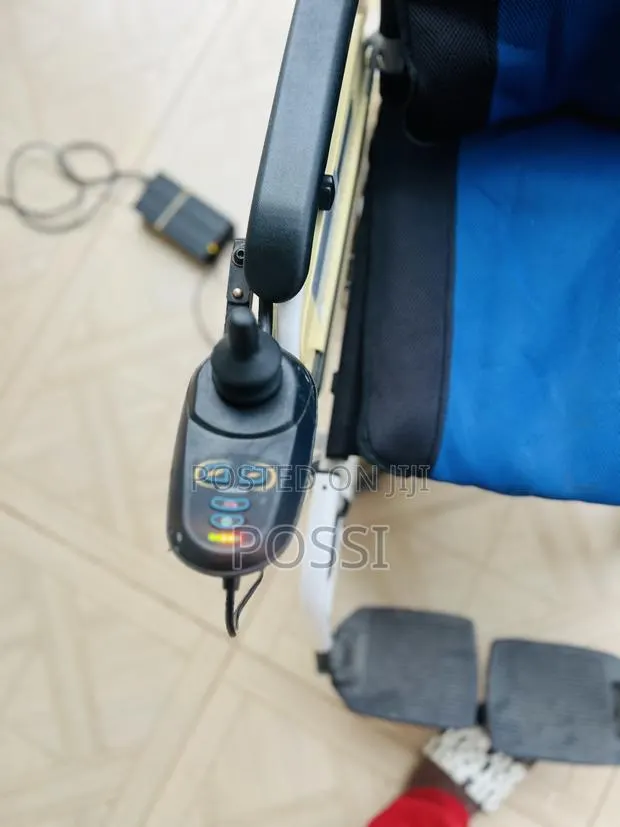 Electric Wheel Chair From Uk · Photo 1
