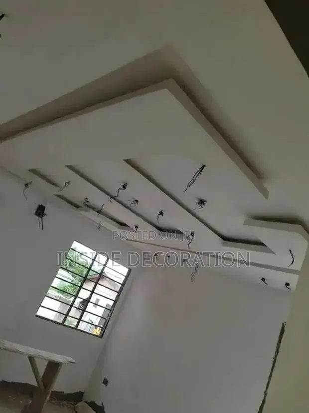 P.o.p Ceiling Installation and Painting · Photo 1