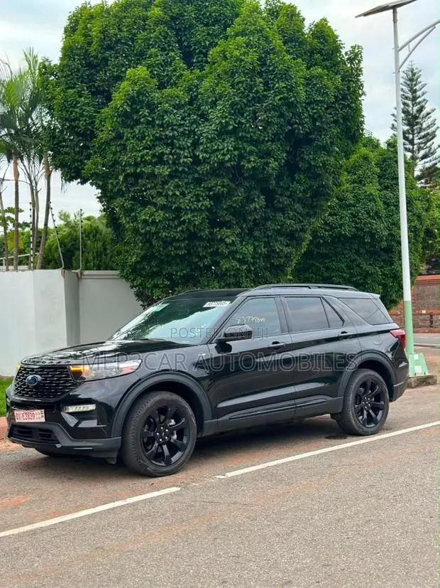 Ford Explorer ST-Line 2023 Black · Photo 1