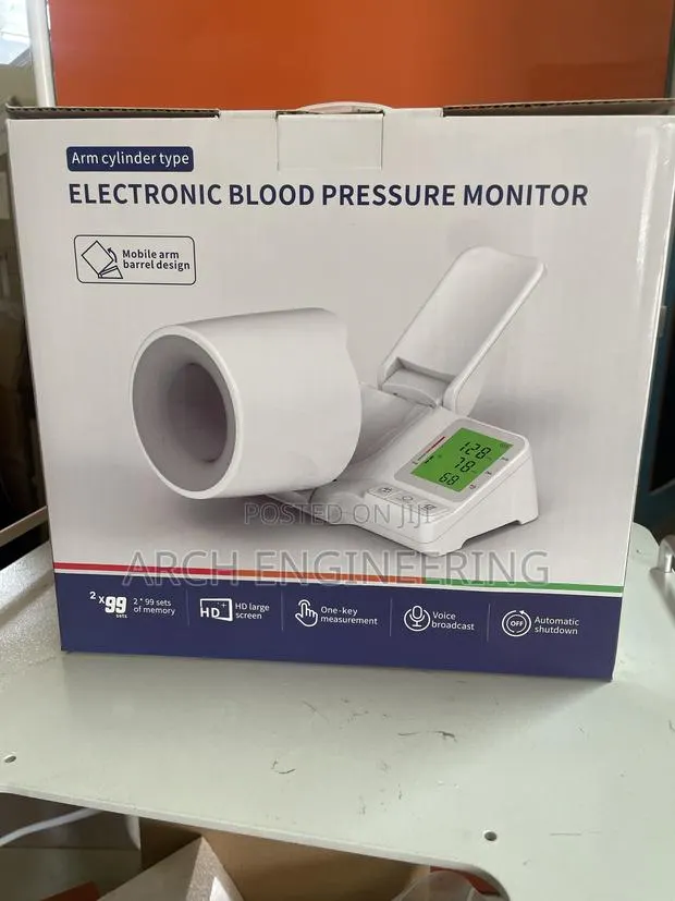 Automatic Blood Pressure Monitor(Arm Cylinder & Voice Broadcast Type) · Photo 1