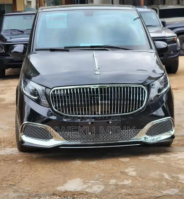 Mercedes-Benz V-Class 2022 Black · Photo 1
