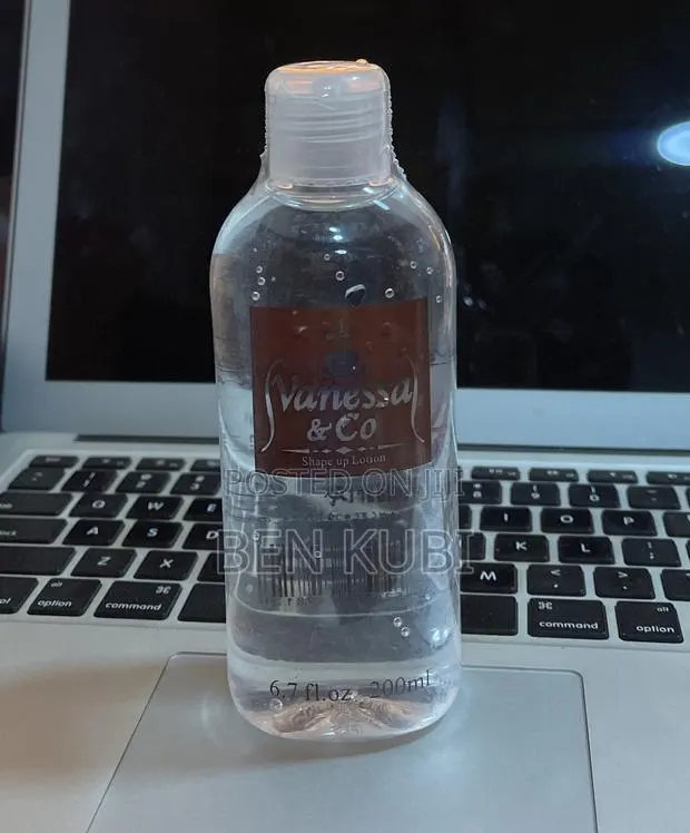 Vanessa and Co Sex Lubricant · Photo 1