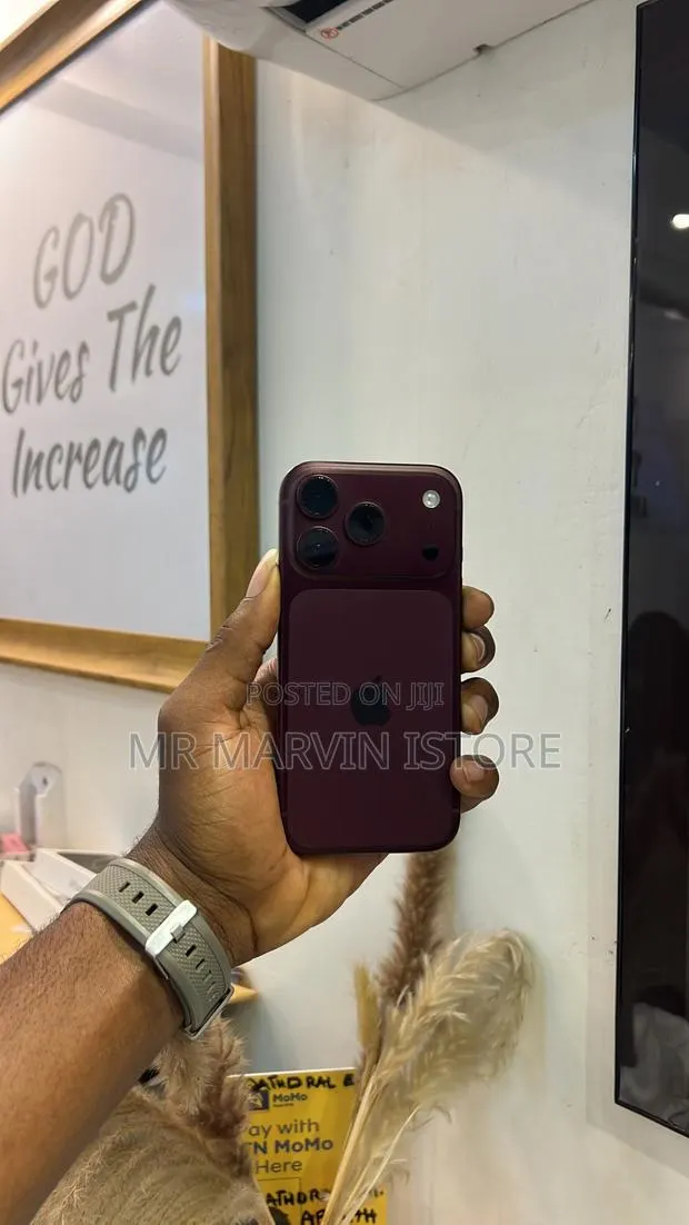 New Apple iPhone 18 Pro 256 GB · Photo 1