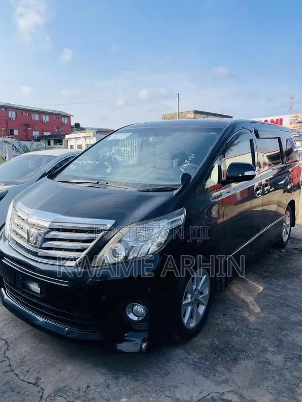 Toyota Alphard 2.4 Petrol FWD 2013 Black · Photo 1
