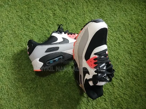 Nike Air Max 90 · Photo 1