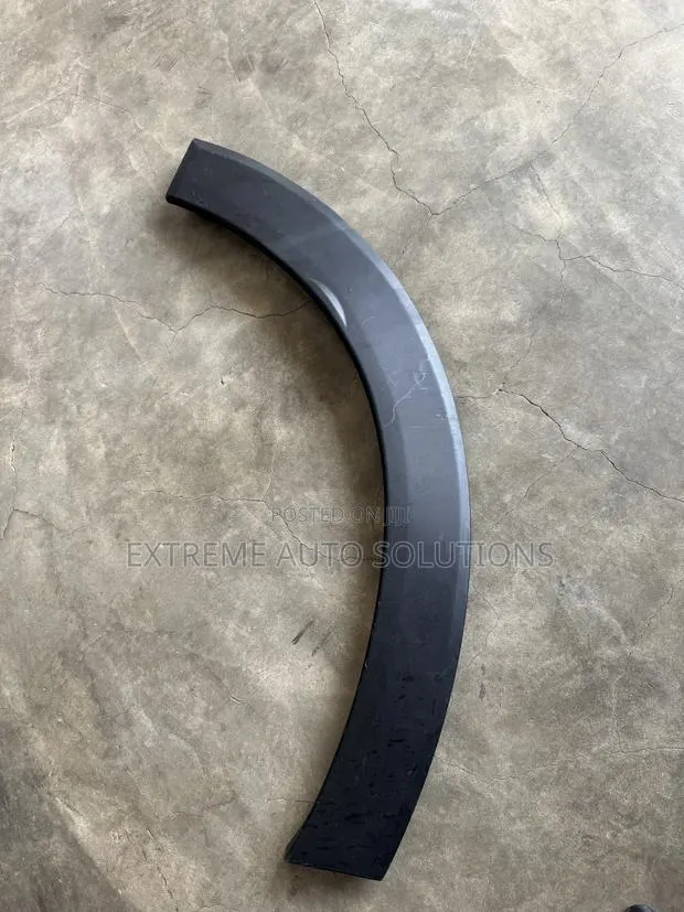 2025 Honda Hr-v Rear Passenger Quarter Panel Flare · Photo 1