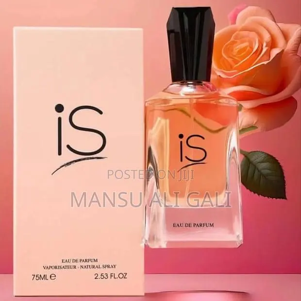 Fragrance World Is and Is l'Amour · Photo 1