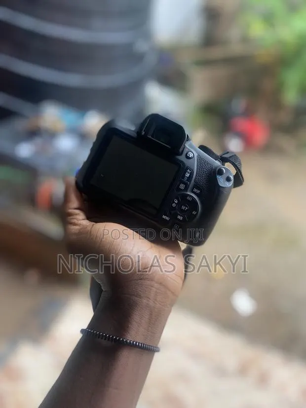 Canon Rebel T5 · Photo 1