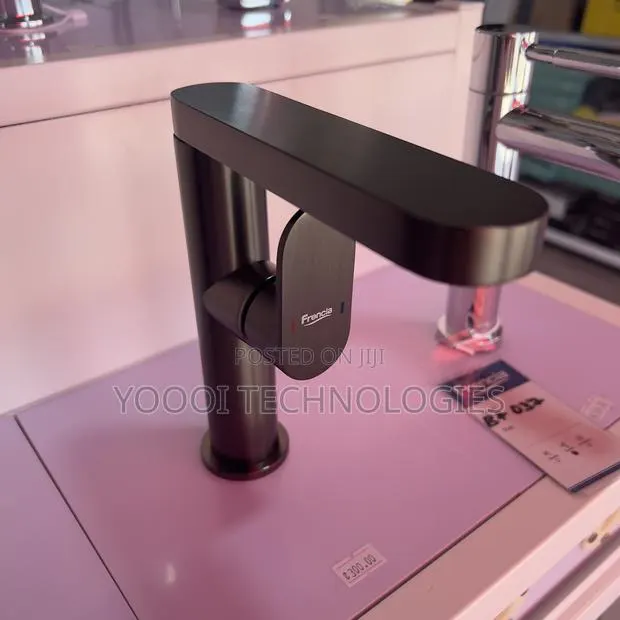 Frencia Chrome Basin Tap/ Faucet Mixer. Hot/Cold · Photo 1